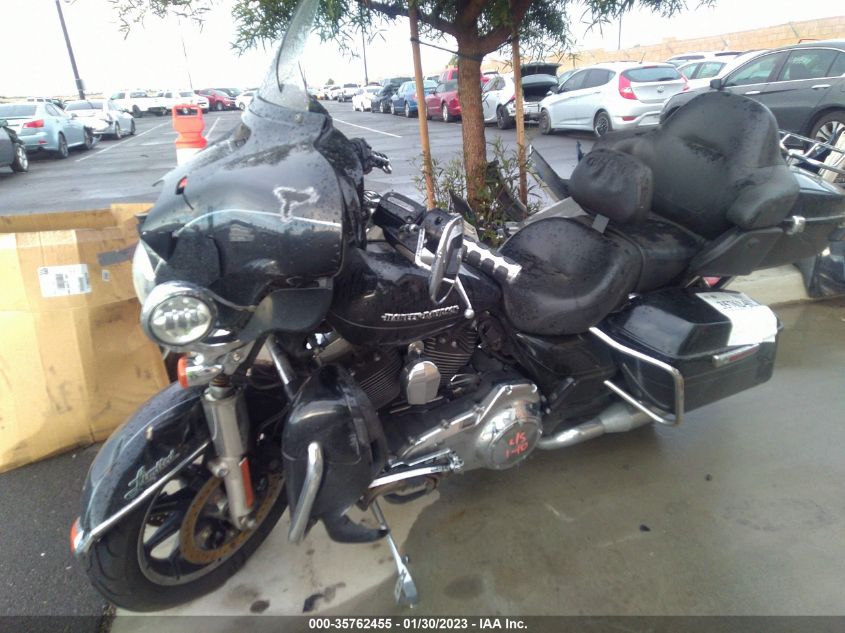 2015 HARLEY-DAVIDSON FLHTKL ULTRA LIMITED LOW 1HD1KKL32FB673884