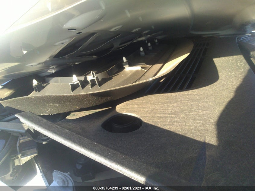 VIN 7SAYGDEE4NF323389 2022 TESLA MODEL Y LONG RANGE