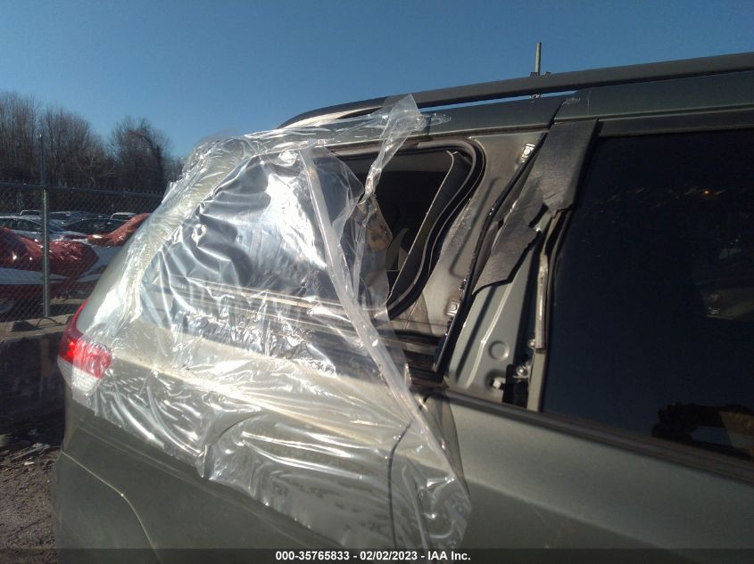 2013 TOYOTA SIENNA LE - 5TDKK3DC6DS390274