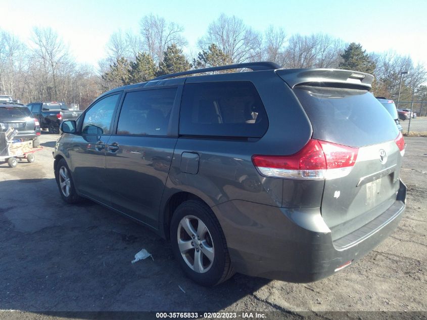 2013 TOYOTA SIENNA LE - 5TDKK3DC6DS390274