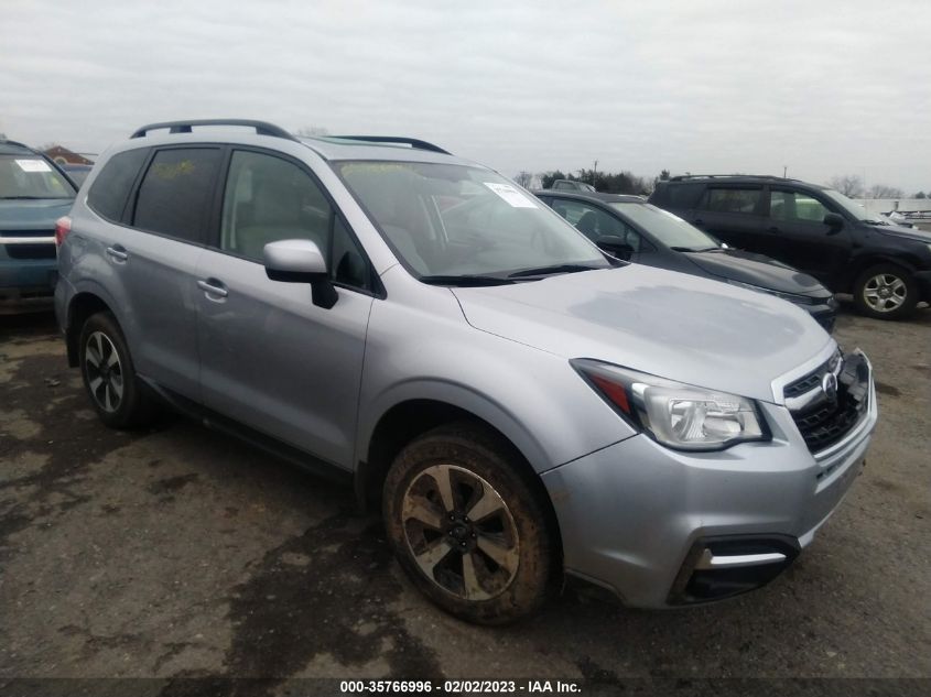 VIN JF2SJAEC3JH600580 2018 SUBARU FORESTER no.1