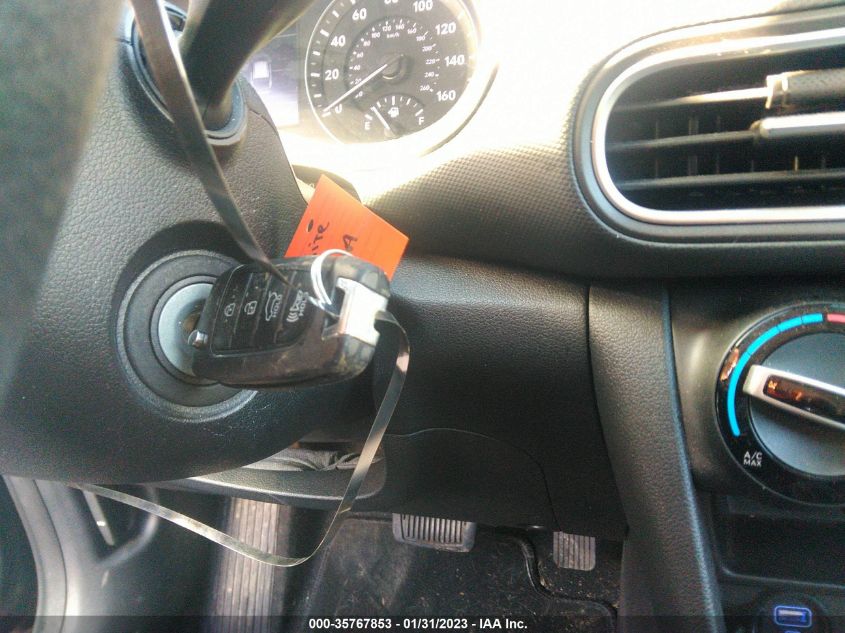 2020 HYUNDAI KONA SE KM8K12AA8LU592264