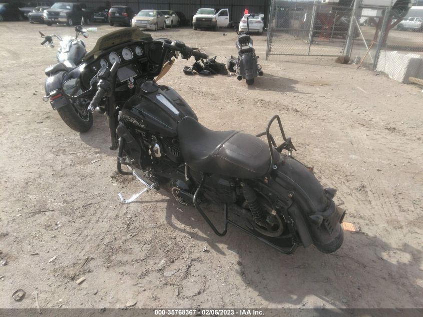 2015 HARLEY-DAVIDSON FLHXS STREET GLIDE SPECIAL - 1HD1KRM11FB610152
