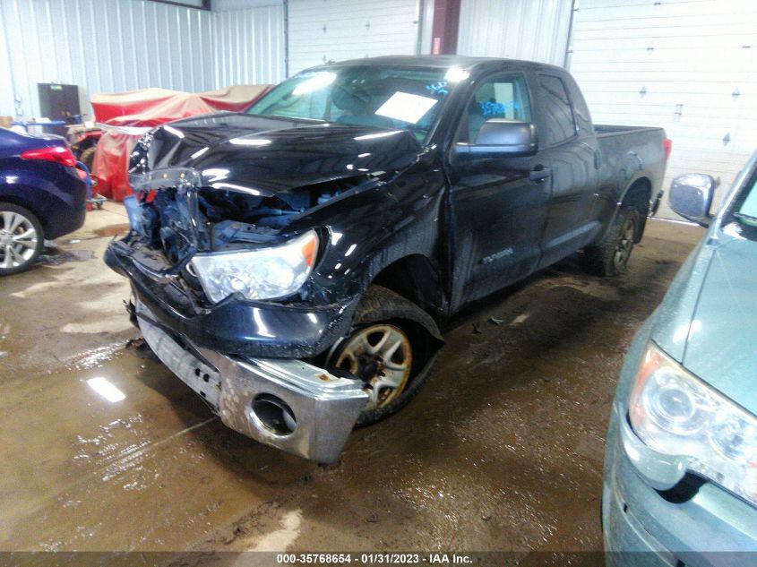 2013 TOYOTA TUNDRA 4WD TRUCK - 5TFUM5F15DX049582