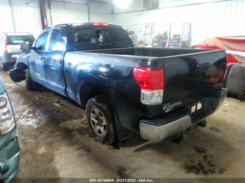 2013 TOYOTA TUNDRA 4WD TRUCK - 5TFUM5F15DX049582