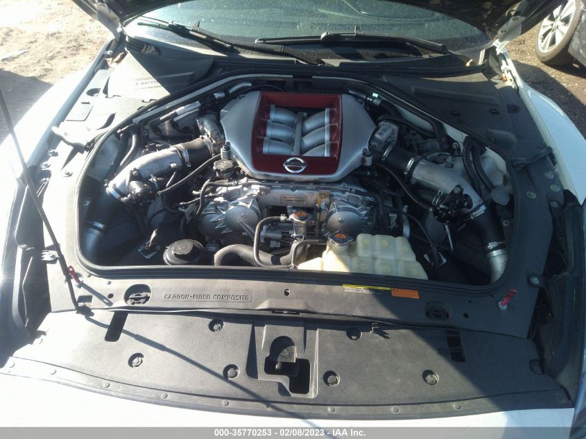 2014 NISSAN GT-R PREMIUM JN1AR5EF1EM271396