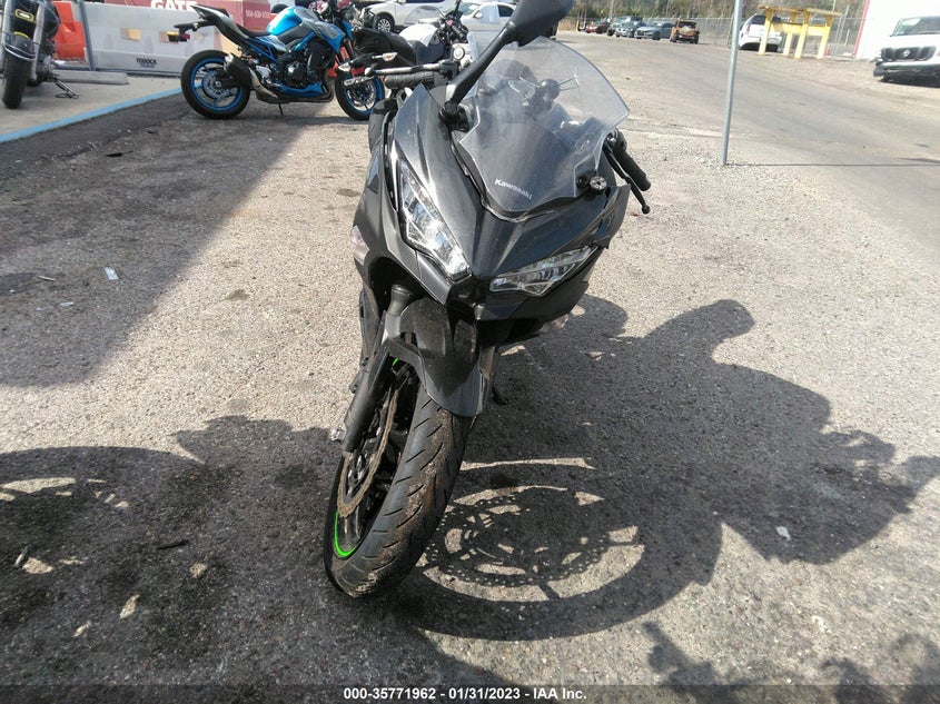 VIN JKAEXKH12NDAH5155 2022 KAWASAKI EX400