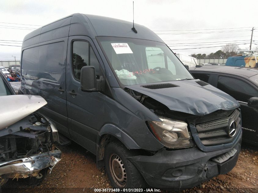 2018 MERCEDES-BENZ SPRINTER CARGO VAN - WD3PE7CD9JP645434