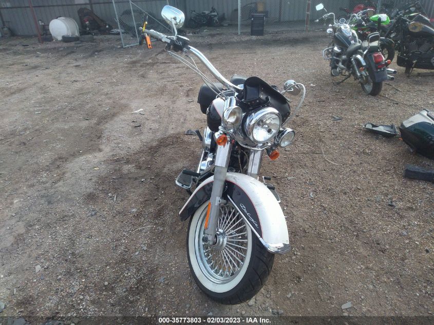 2011 HARLEY-DAVIDSON FLSTN 1HD1JD519BB040688