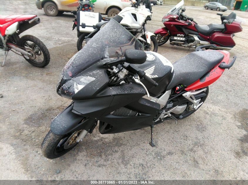 2004 HONDA VFR800 JH2RC46144M600354