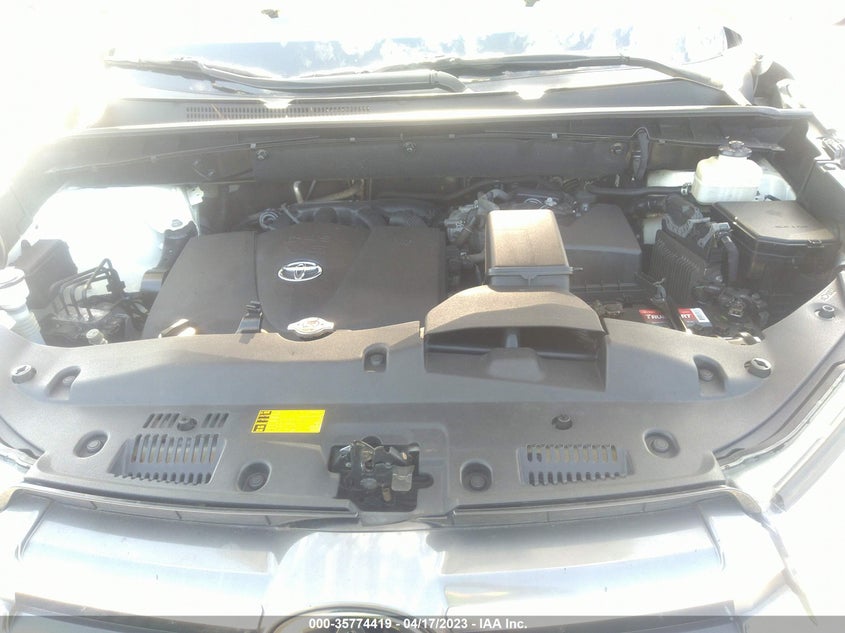 VIN 5TDYZRFH4JS238491 2018 TOYOTA HIGHLANDER LIMITED
