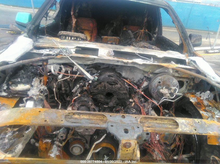 2015 CHEVROLET SUBURBAN LT 1GNSCJKC6FR707175