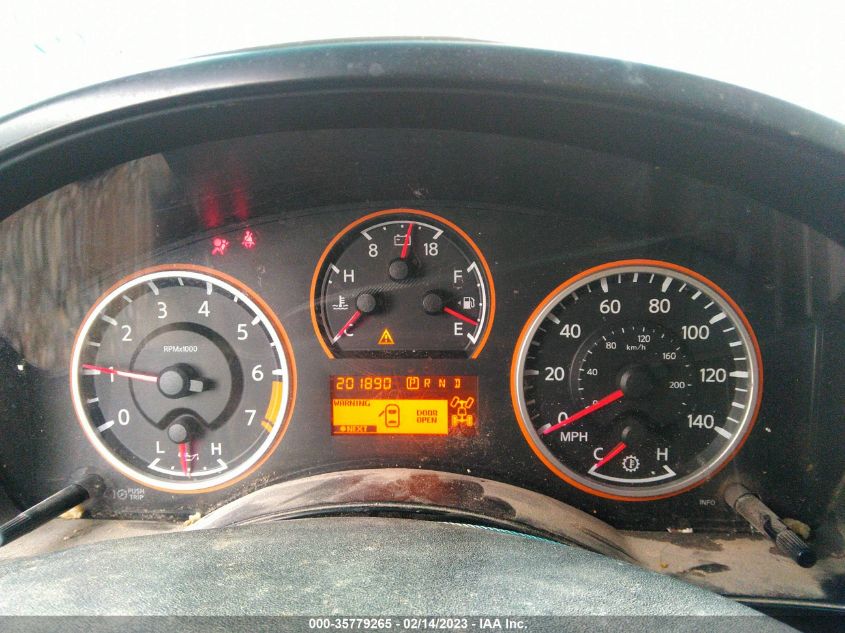 2013 NISSAN TITAN SV - 1N6AA0EC2DN309429