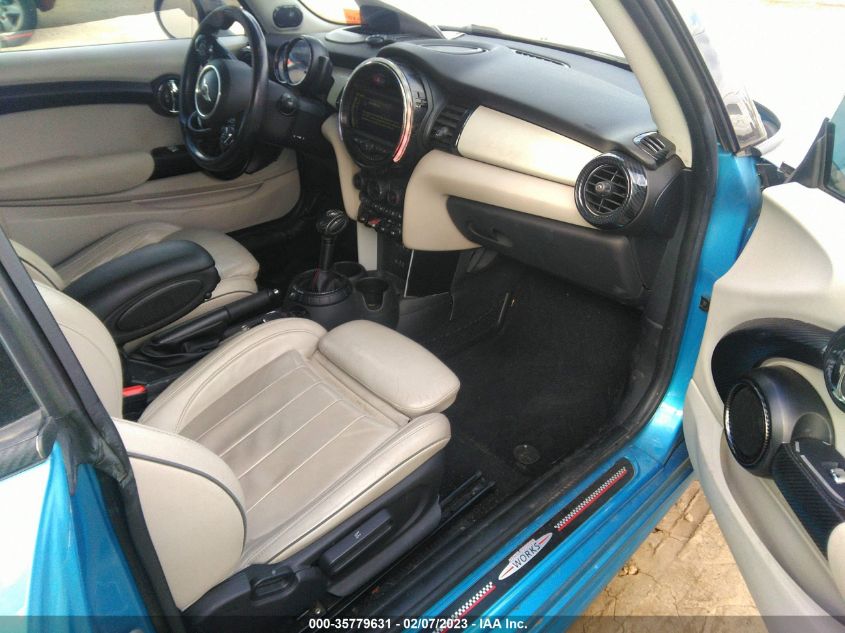 2015 MINI COOPER HARDTOP S WMWXP7C51F2A36352