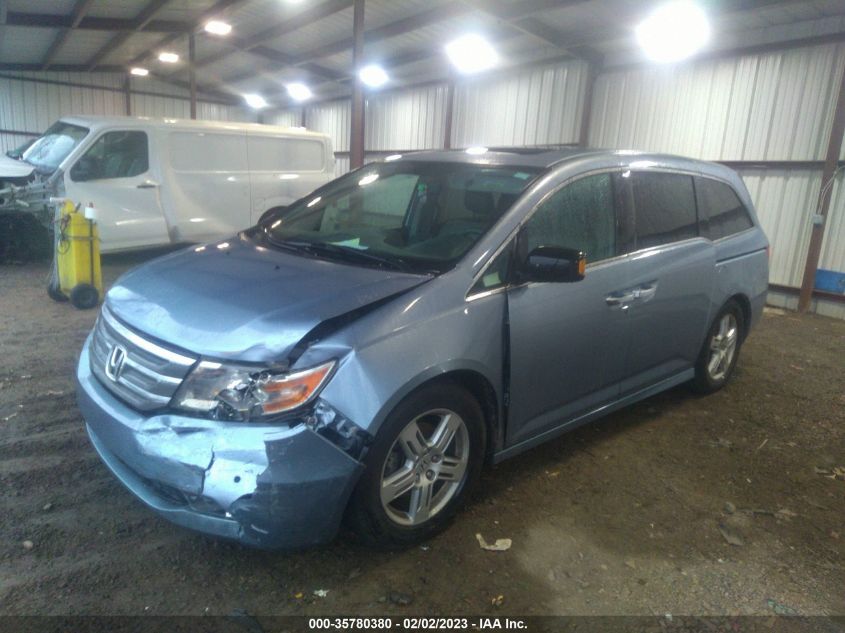 VIN 5FNRL5H95DB070258 2013 HONDA ODYSSEY no.2