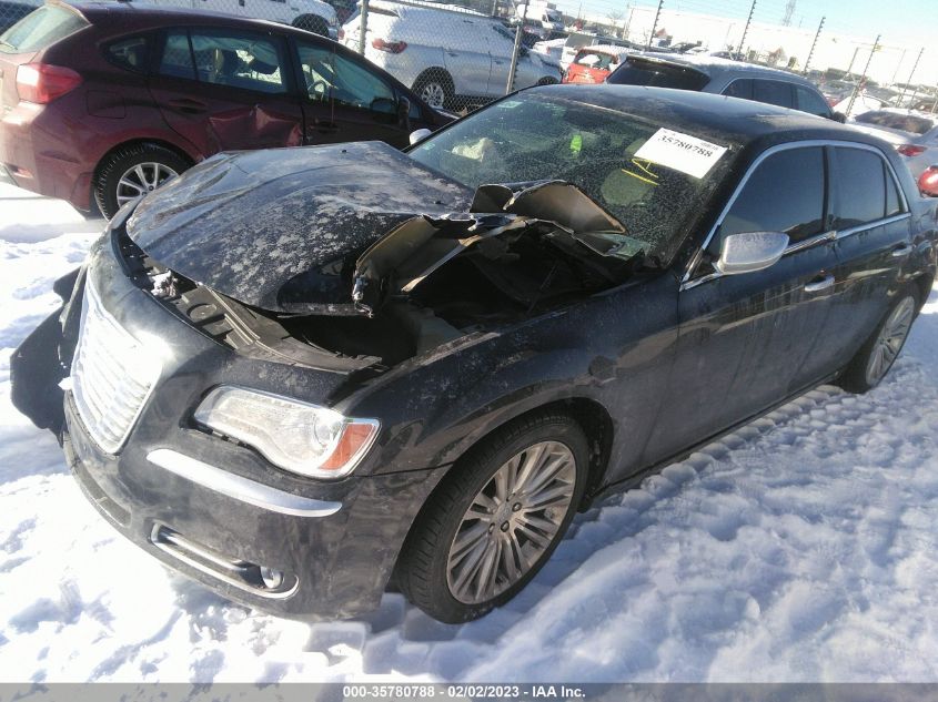 VIN 2C3CCAPGXDH572891 2013 CHRYSLER 300 no.2