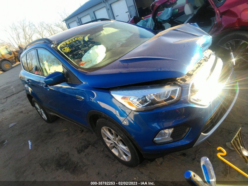 2017 FORD ESCAPE SE - 1FMCU0GD2HUD39062