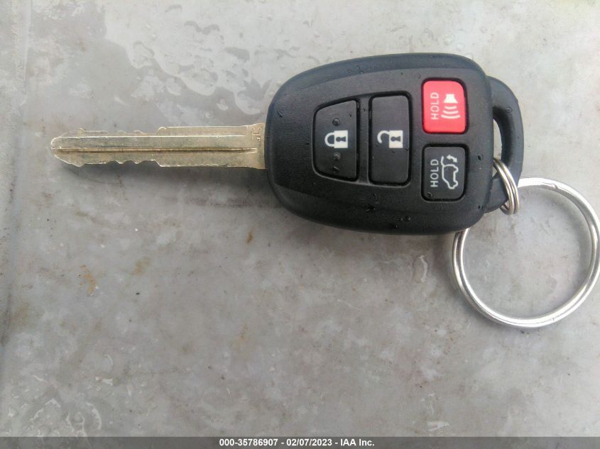 2015 TOYOTA RAV4 XLE - JTMRFREV5FD123115