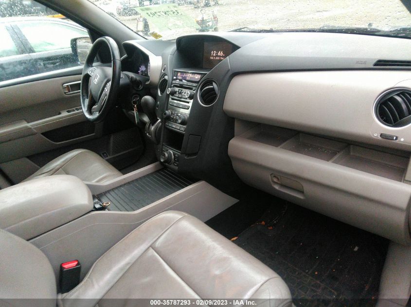 2015 HONDA PILOT TOURING - 5FNYF4H93FB013525