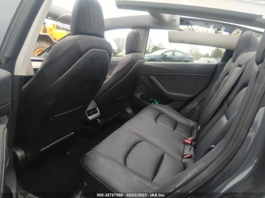 VIN 5YJ3E1EA5NF200239 2022 TESLA MODEL 3