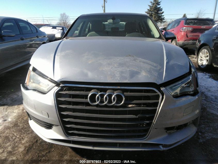 VIN WAUCJGFF0F1056342 2015 AUDI A3 no.6