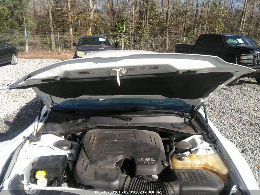 2014 CHRYSLER 300 300C - 2C3CCAEG9EH379801