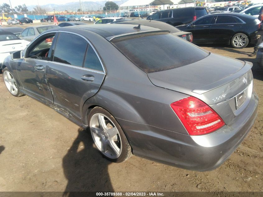 2013 MERCEDES-BENZ S-CLASS S 550 - WDDNG7DB4DA529477