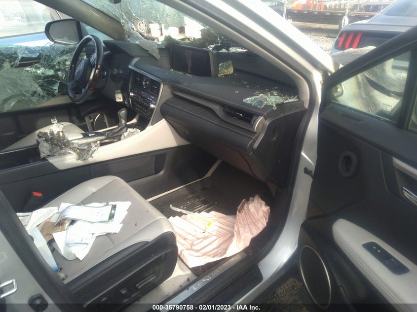 VIN 2T2BZMCA5KC207076 2019 LEXUS RX
