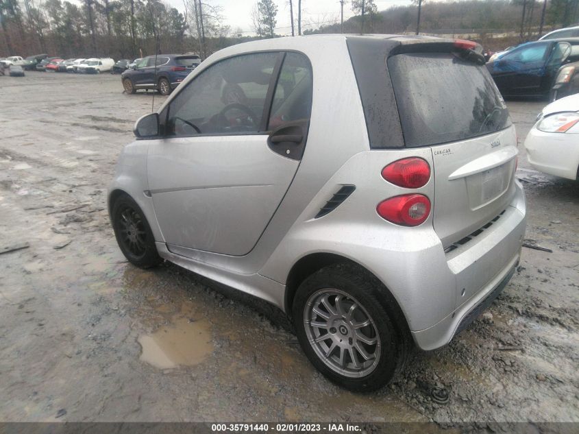 2013 SMART FORTWO PURE/PASSION - WMEEJ3BAXDK664439