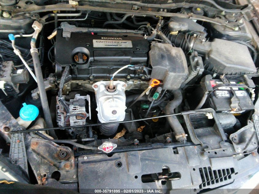 2013 HONDA ACCORD SDN EX 1HGCR2F71DA114884