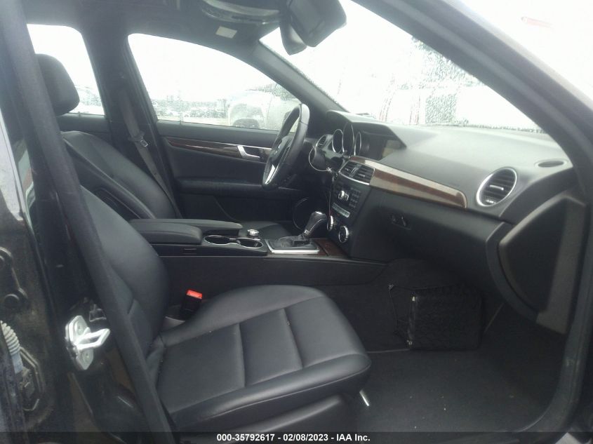 2014 MERCEDES-BENZ C-CLASS C 250 WDDGF4HB6EA958528