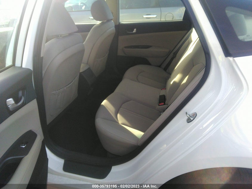 VIN KNAGT4L36J5199799 2018 KIA OPTIMA LX