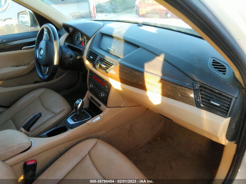 2013 BMW X1 XDRIVE28I - WBAVL1C57DVR82724