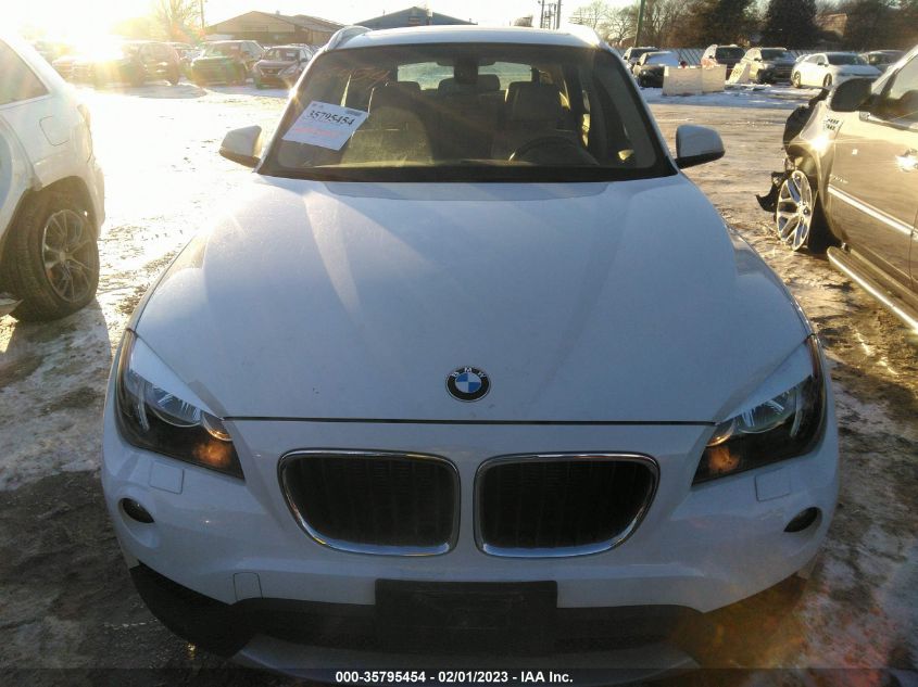 2013 BMW X1 XDRIVE28I - WBAVL1C57DVR82724