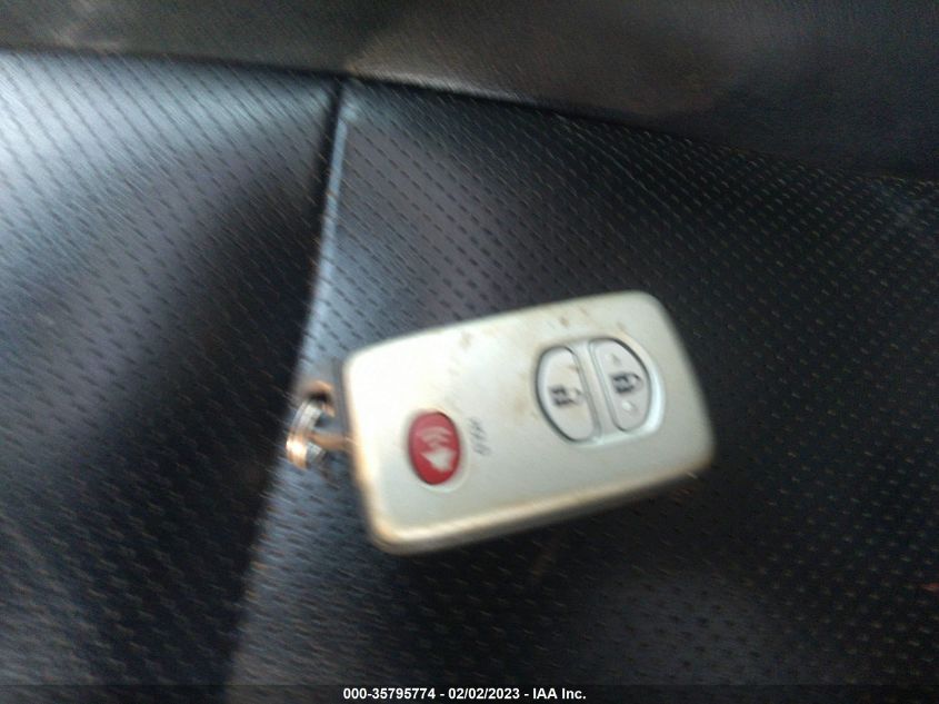 2013 TOYOTA LAND CRUISER JTMHY7AJXD4013834