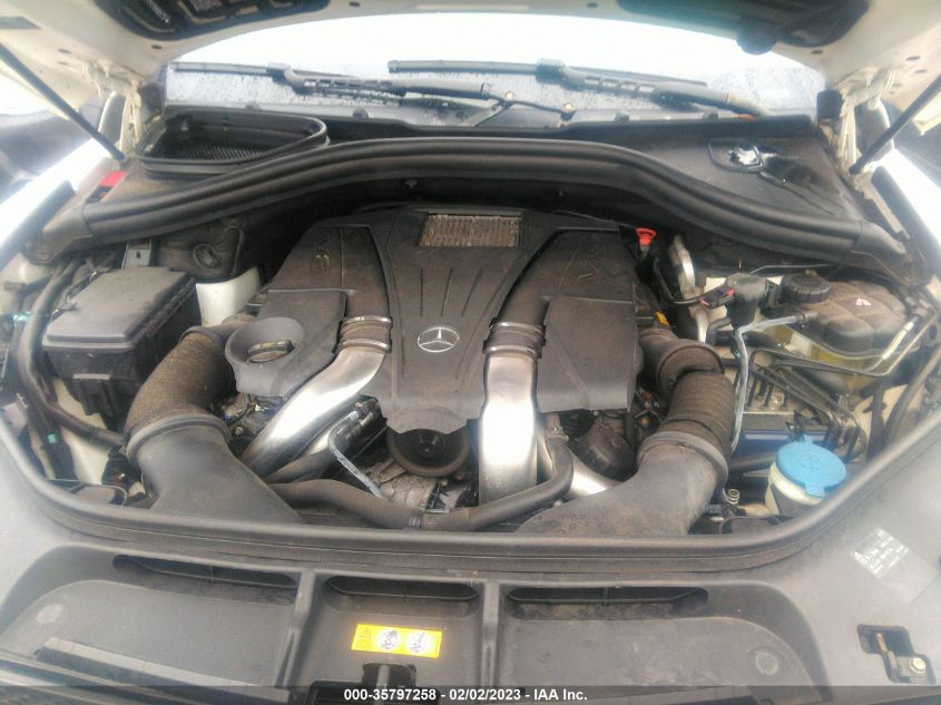2013 MERCEDES-BENZ GL-CLASS GL 550 4JGDF7DE5DA213181