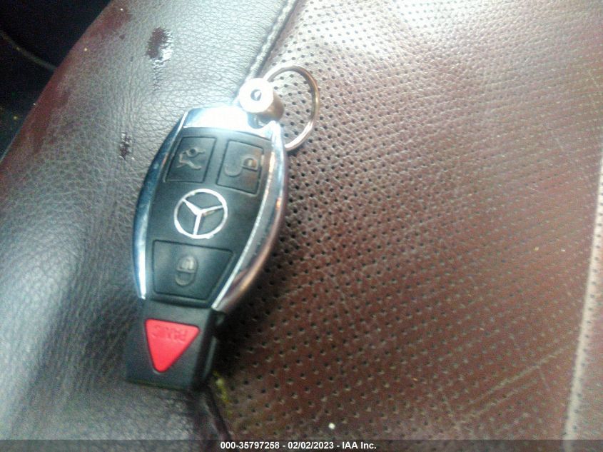 2013 MERCEDES-BENZ GL-CLASS GL 550 4JGDF7DE5DA213181