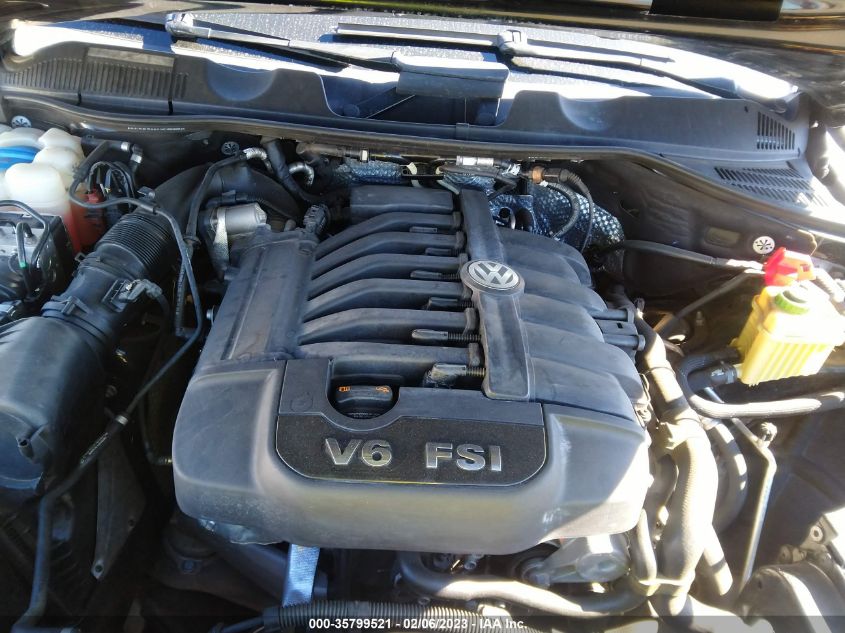 2013 VOLKSWAGEN TOUAREG SPORT W/NAV - WVGEF9BP2DD013801