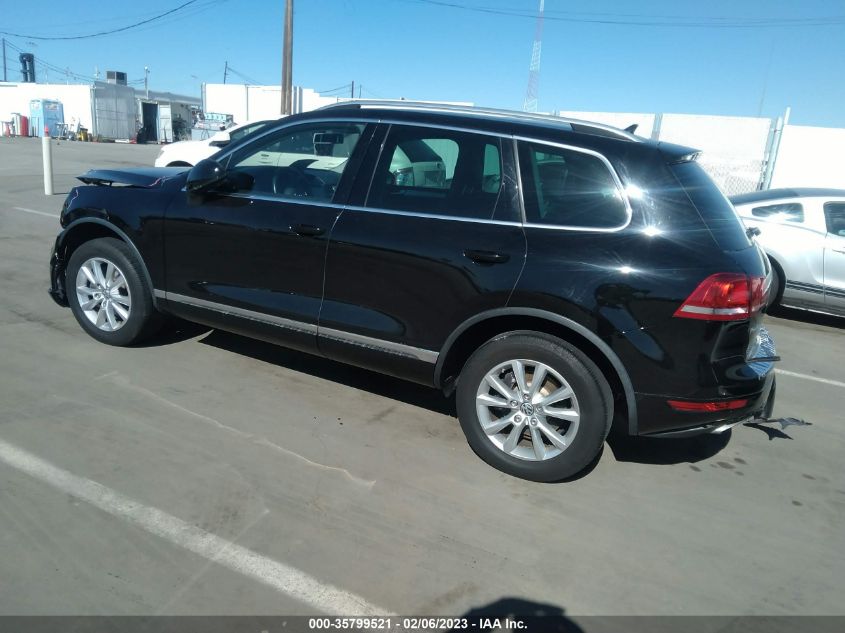 2013 VOLKSWAGEN TOUAREG SPORT W/NAV - WVGEF9BP2DD013801