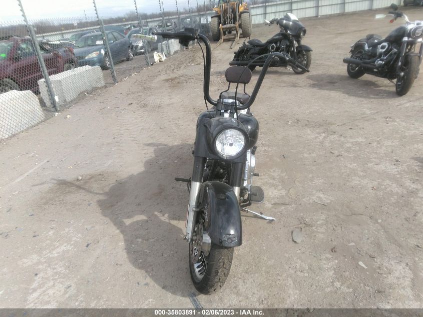 2013 HARLEY-DAVIDSON FLHR ROAD KING - 1HD1FBM1XDB654921