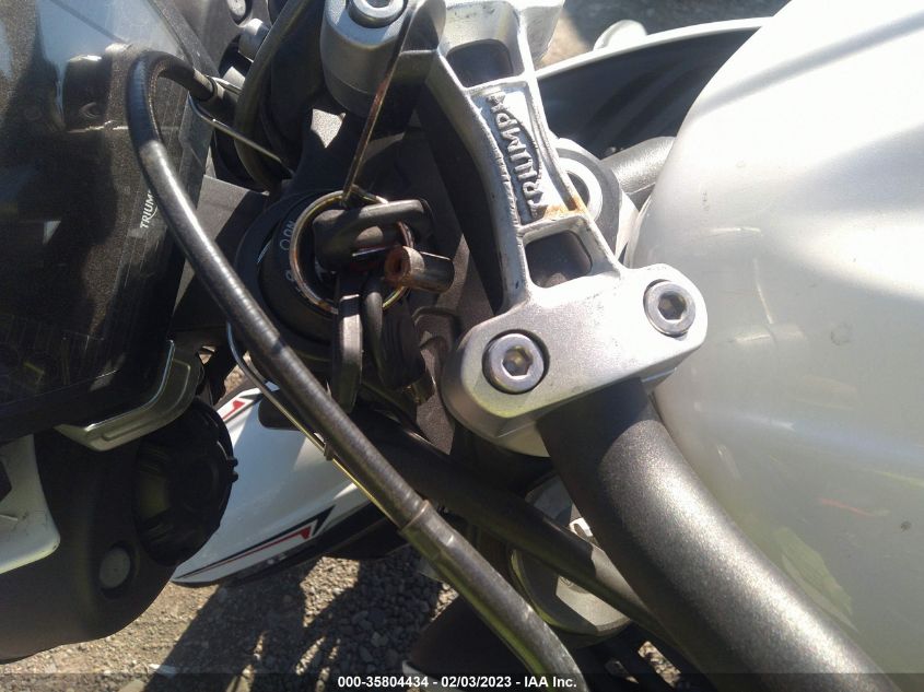 2018 TRIUMPH MOTORCYCLE STREET TRIPLE R SMTA414D5JT834729