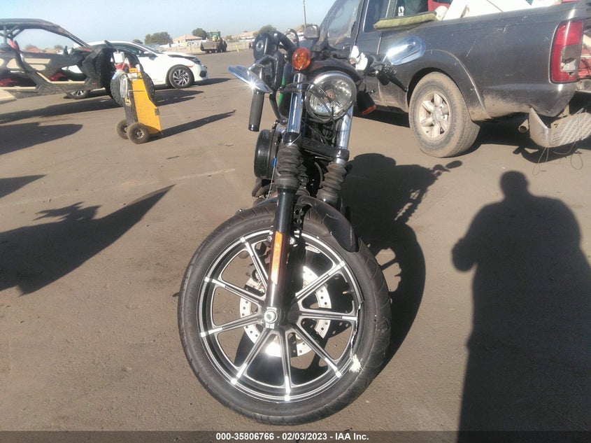 VIN 1HD4LE235HC408886 2017 HARLEY-DAVIDSON XL883 IRON 883