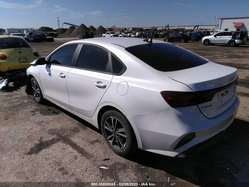 VIN 3KPF24ADXPE506711 2023 KIA FORTE LXS