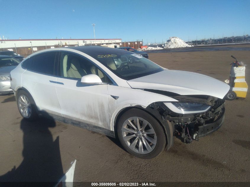 5YJXCAE21HF039280 TESLA MODEL X 90D/75D/100D 2017