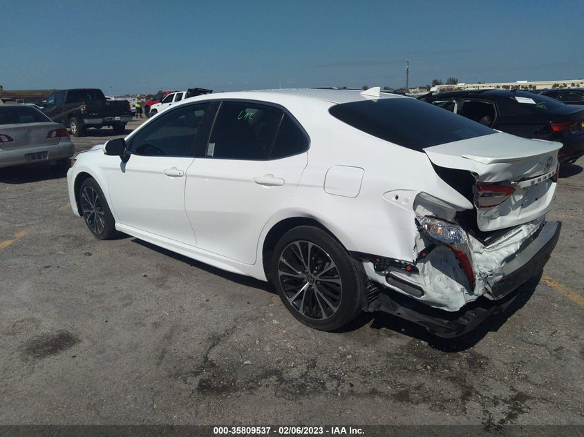 VIN 4T1G11AK7LU983883 2020 TOYOTA CAMRY SE