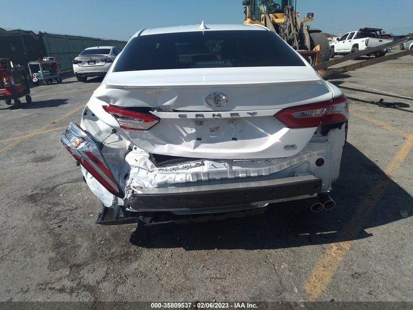 VIN 4T1G11AK7LU983883 2020 TOYOTA CAMRY SE