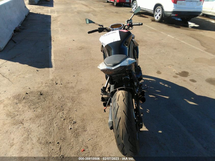 2010 KAWASAKI ZR1000 D JKAZRCD14AA000946