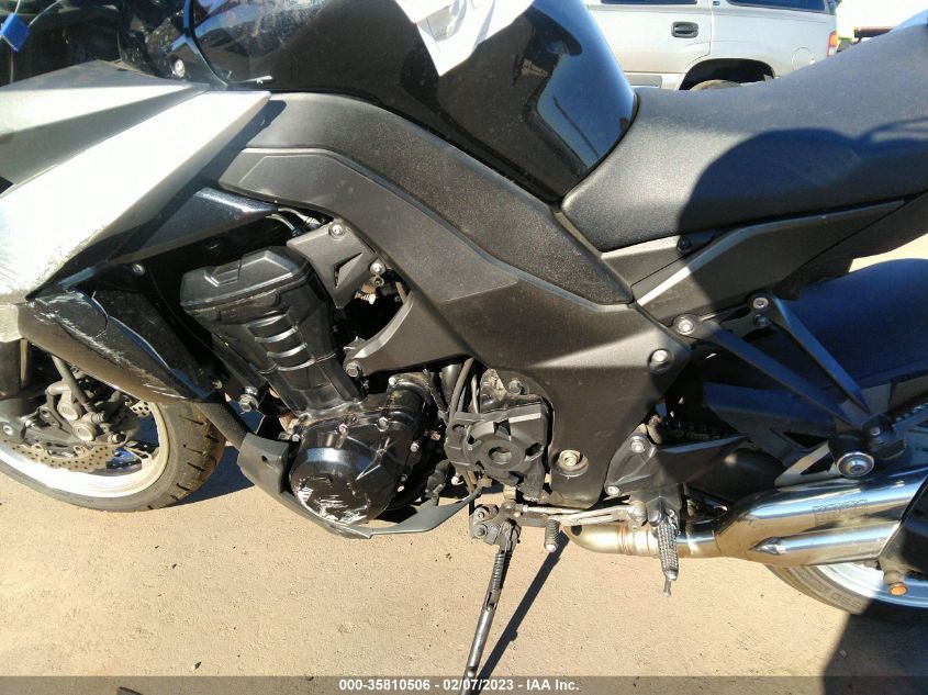 2010 KAWASAKI ZR1000 D JKAZRCD14AA000946