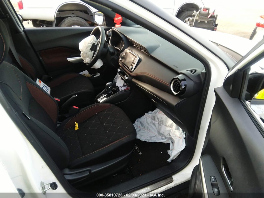 VIN 3N1CP5DV5LL483765 2020 NISSAN KICKS SR