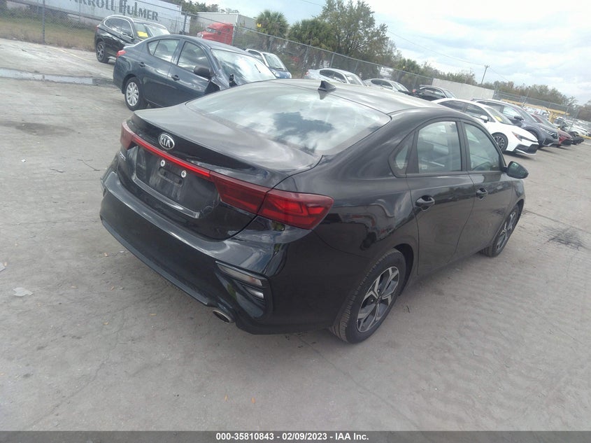 VIN 3KPF24AD0ME308697 2021 KIA FORTE LXS